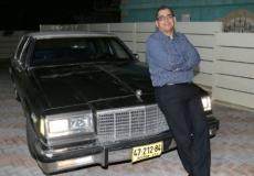مواطن من عكا يشترى سيارة الرئيس عرفات