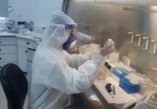 مختبر لفحص فيروس كورونا 