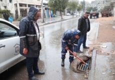 طواقم بلدية غزة