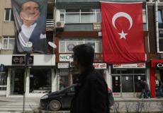 يعد كمال أتاتورك مؤسس تركيا الحديثة العلمانية