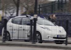 سيارة من نيسان تقود ذاتها في شوارع لندن