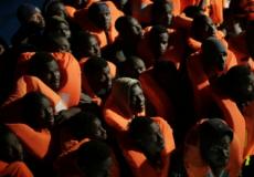 صورة لمهاجرين