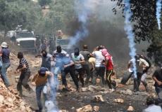 إصابة عشرات المواطنين بالاختناق خلال مواجهات غرب طولكرم