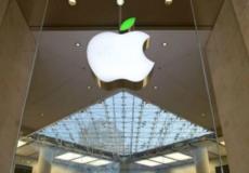 المفوضية الأوروبية قد تُغرم أبل مليارات الدولارات في قرارها المتوقع الشهر المقبل لعدم دفعها ضرائب