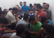 عمال فلسطينيين معتقلين