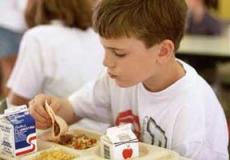 طفل صيني 5 وجبات يوميا - صورة توضيحية