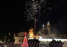 اضاءة شجرة الميلاد