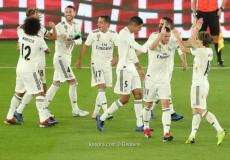 لاعبو ريال مدريد أمام العين