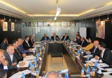 وزير المالية خلال اجتماع مع ممثلي المجلس التنسيقي للقطاع الخاص في رام الله