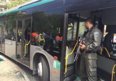 اعتقال قاصرين مشتبه بهم نتيجة رشق حافلة بالقدس  