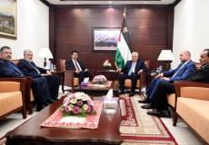 أثناء اللقاء