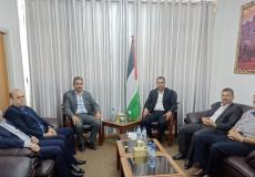 وادي يلتقي عدد من ممثلي القطاع الخاص