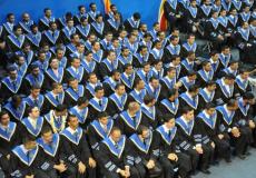 خريجون في احد جامعات غزة -ارشيف-