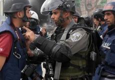 اعتقال شاب بالأقصى واستدعاء ناشط وصحفية