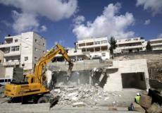 جرافات اسرائيلية تهدم منزل فلسطيني"أرشيف"