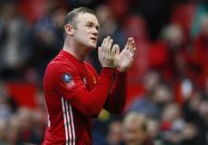 فقد روني مكانته في التشكيلة الأساسية في مانشستر يونايتد