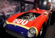 فيراري "الأنف الأزرق" بـ28 مليون دولار