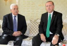 إردوغان وعباس خلال لقاء سابق (أ.ف.ب)
