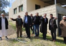 وزير الحكم المحلي خلال جولته جنوب نابلس اليوم