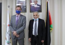 المستشار عيسى أبو شرار مع ممثل الاتحاد الأوروبي في فلسطين