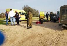 إخلاء الجنود الجرحى في الانفجار