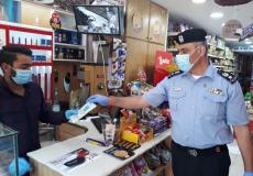 الشرطة تشرع بحملة للتأكيد على الالتزام بالإجراءات الوقائية لكبح جماح فيروس كورونا بالضفة