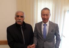 محافظ غزة يلتقي السفير الياباني تاكيشي اوكوبو