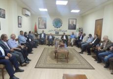 الوزير الحساينة يزور مقر جمعية رجال الاعمال بغزة