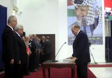 أداء الحكومة الفلسطينية اليمين الدستورية امام الرئيس محمود عباس - ارشيفية