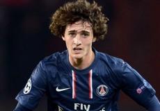 برشلونة يستعد للتعاقد مع نجم فرنسي بعد فشل انتقال ادربان رابيو لاعب باريس سان جيرمان له