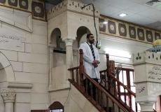 طبيب مختص يلقي خطبة الجمع