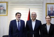 وزير شؤون القدس يلتقي المديرة الجديدة لبعثة الصليب الأحمر