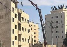 وزارة العمل تتخذ إجراءات لازمة على خلفية رفع سائق رافعة نفسه