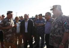 رئيس الوزراء الأردني، عمر الرزاز، خلال زيارة عمل إلى الحدود الشمالية للمملكة