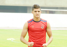 لاعب فريق النادي الأهلي أحمد الشيخ