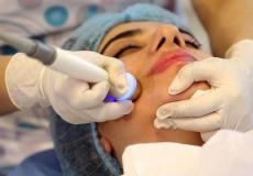 السعودية توقف مقيمة عربية عملت كطبيبة تجميل لهذا السبب