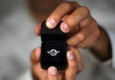 خطوبة شابين في المظاهرات اللبنانية