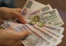المالية تبدأ بصرف رواتب الموظفين لشهر ابريل ومايو