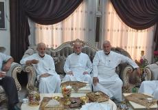 النائب الغول يزور عوائل الشهداء بغزة ويهنئهم بعيد الأضحى