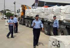 معبر كرم أبو سالم يعمل لليوم الثاني على التوالي