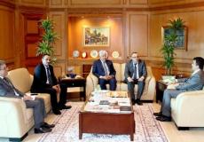 وزير الثقافة عاطف أبو سيف يلتقي المدير العام للإيسيسكو في الرباط