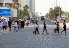 الكويتيون خارج البيوت للمرة الأولى منذ 21 يوم