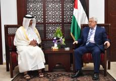 الرئيس  محمود عباس يستقبل رئيس الاتحاد القطري لكرة القدم