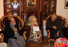 محافظ غزة ابراهيم ابو النجا يزور كنيسة الروم الأثوذكس في غزة