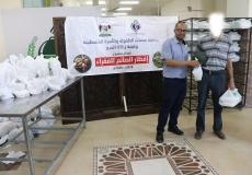 خدمات الطفولة وزكاة الدرج توزعان وجبات الإفطار للأسر المحتاجة 