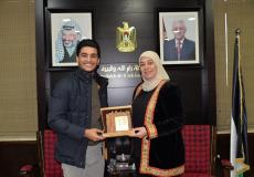 محافظ رام الله تستقبل محمد عساف