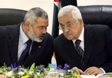 الرئيس الفلسطيني محمود عباس ورئيس حركة حماس اسماعيل هنية