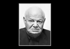 الشاعر هارون هاشم رشيد