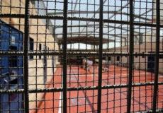 اقتحام السجون