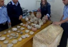 الشرطه تضبظ قطع اثريه في جنين